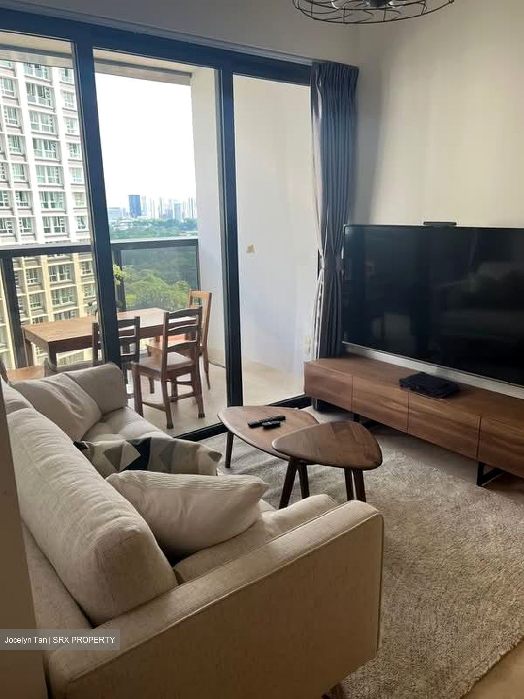 Commonwealth Towers (D3), Condominium #585454331